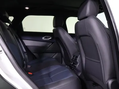 2025 لاند روفر رينج روفر فيلار أر - دايناميك