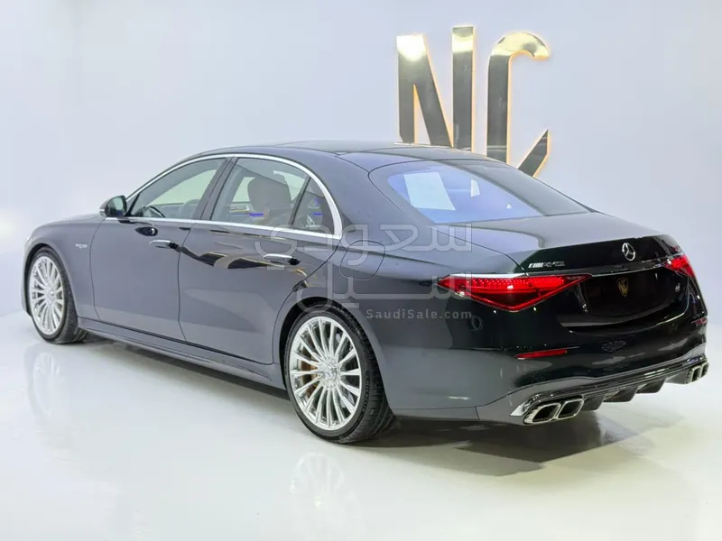 2025 مرسيدس - بنز إس 63 أي إم جي