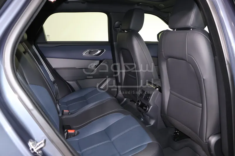 2025 لاند روفر رينج روفر فيلار أر - دايناميك