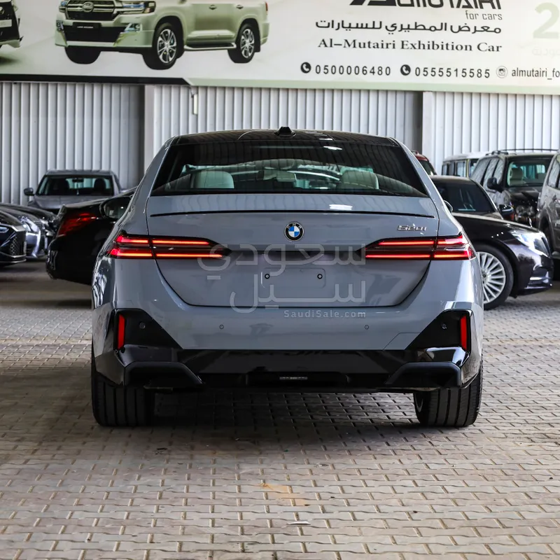 2026 BMW 5 Series 520i