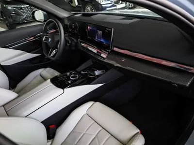 2026 BMW 5 Series 520i