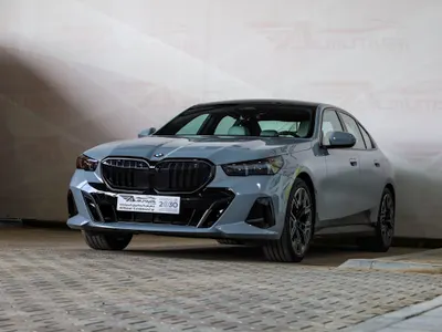 2026 بي ام دبليو الفئة الخامسة 520 أي