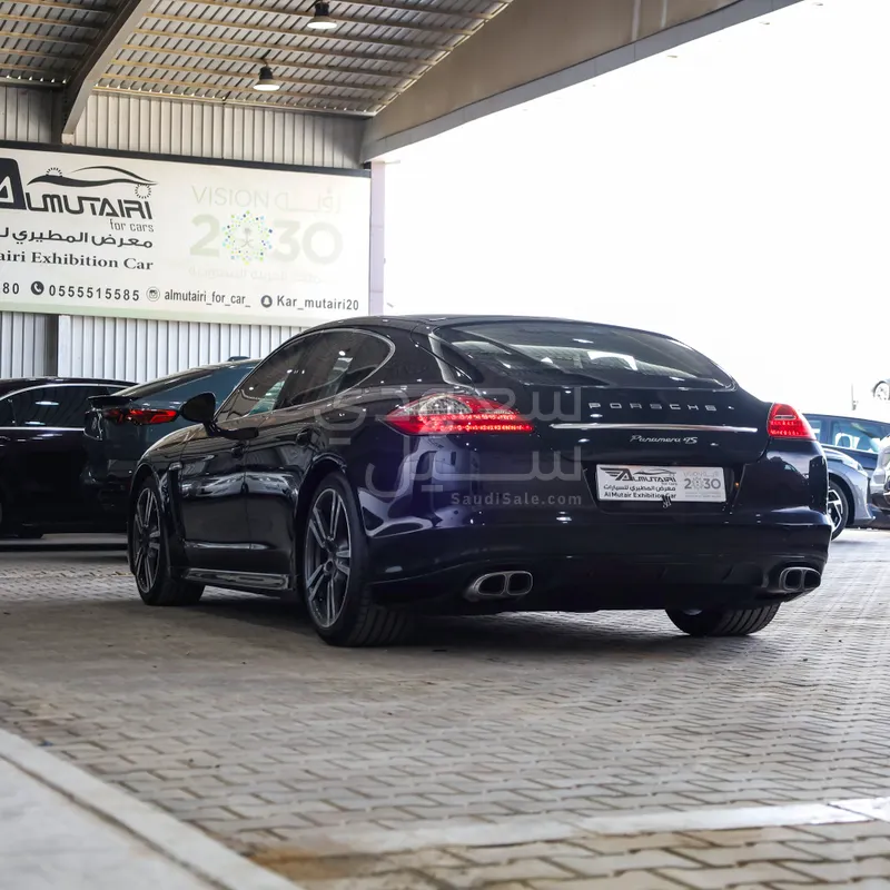 2013 Porsche Panamera 4S