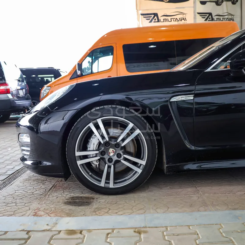 2013 Porsche Panamera 4S