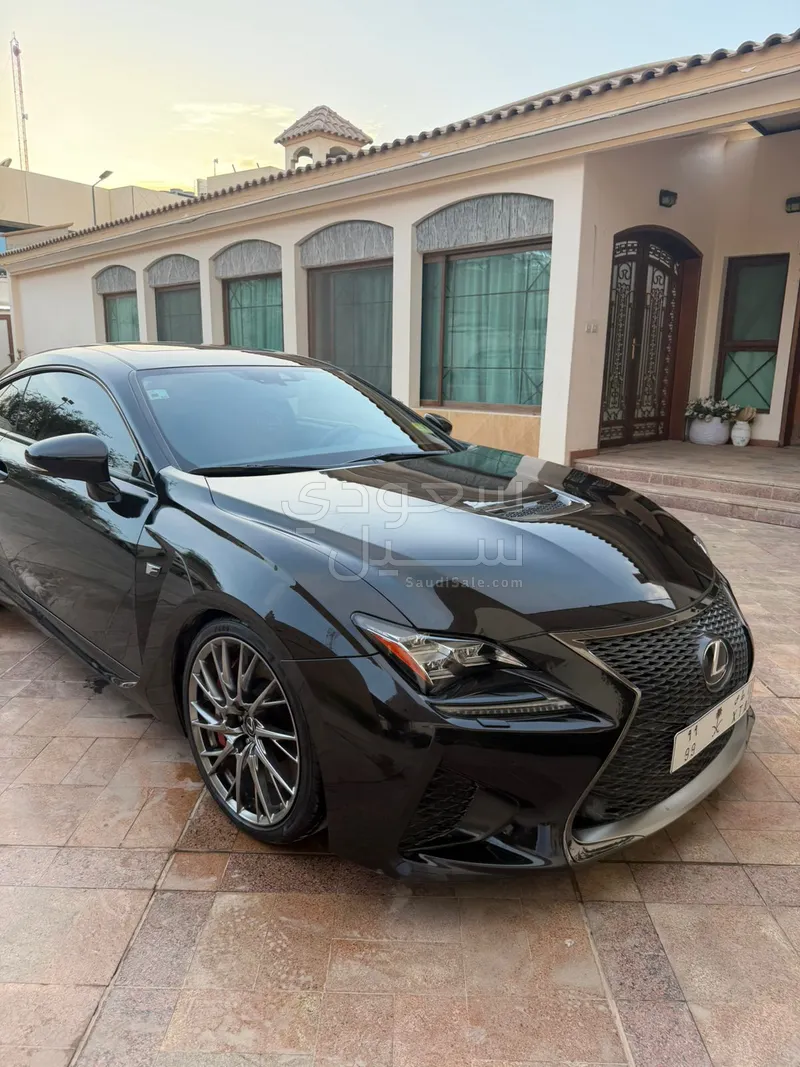 2016 لكزس أر سي اف