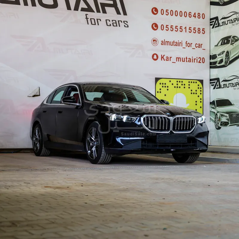 2026 BMW 5 Series 520i