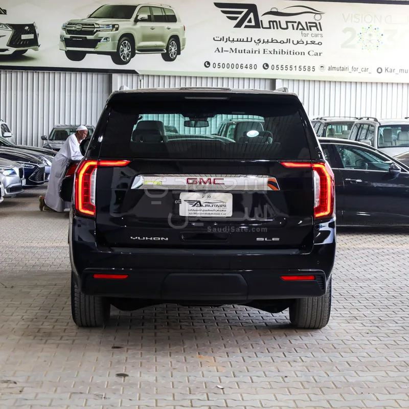 2023 GMC Yukon SLE