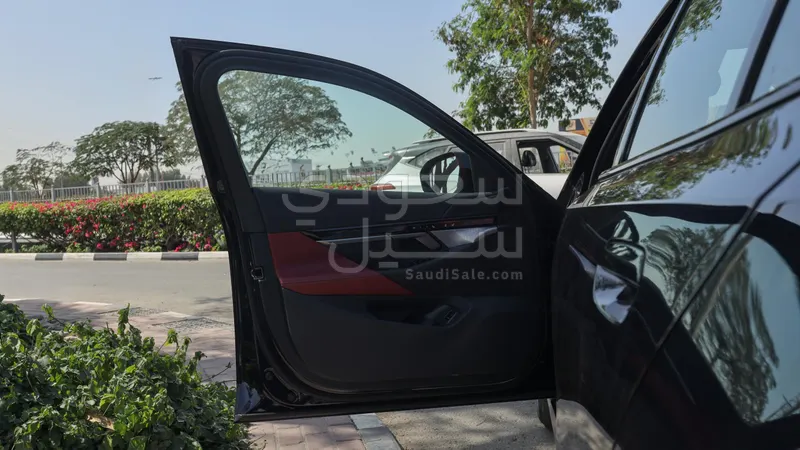 2026 بي ام دبليو الفئة الخامسة 530 إم كت