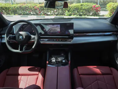 2026 بي ام دبليو الفئة الخامسة 530 إم كت