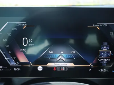 2026 بي ام دبليو الفئة الخامسة 530 إم كت