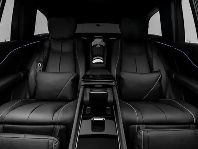 2023 مرسيدس - بنز جي إل إس 600 مايباخ