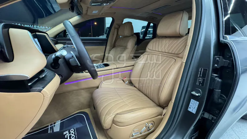 2023 جينيسيس جي 90