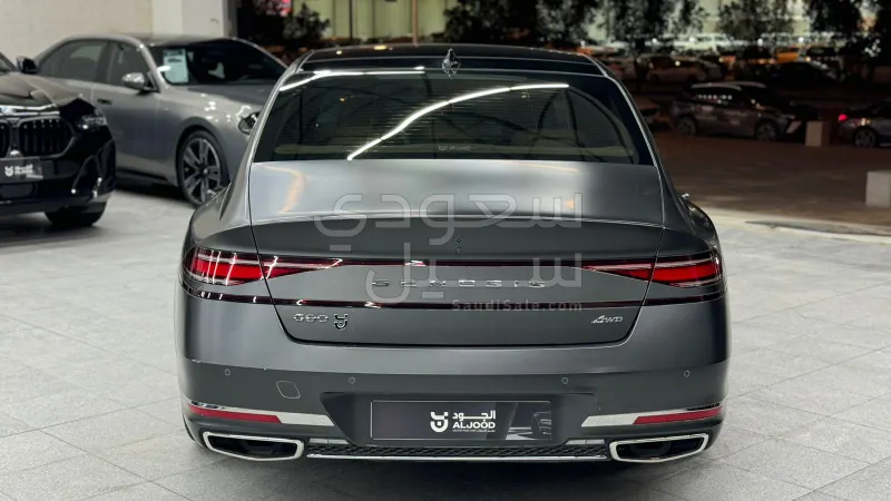 2023 جينيسيس جي 90