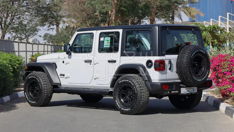 2025 جييب رانجلر سبورت بلس