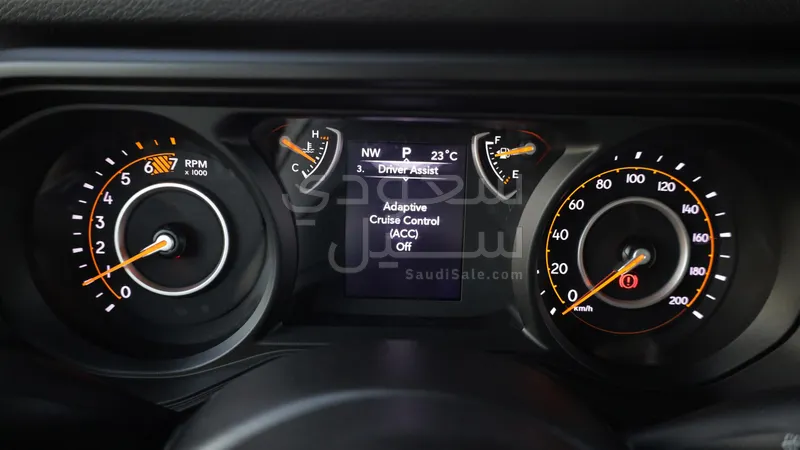 2025 جييب رانجلر سبورت بلس