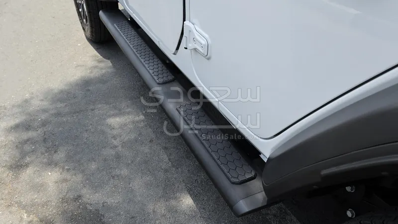 2025 جييب رانجلر سبورت بلس