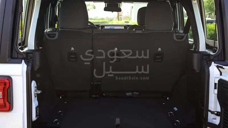 2025 جييب رانجلر سبورت بلس