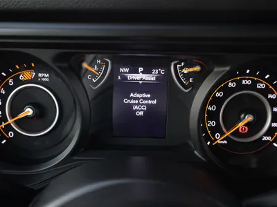 2025 جييب رانجلر سبورت بلس