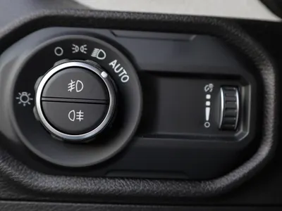 2025 جييب رانجلر سبورت بلس