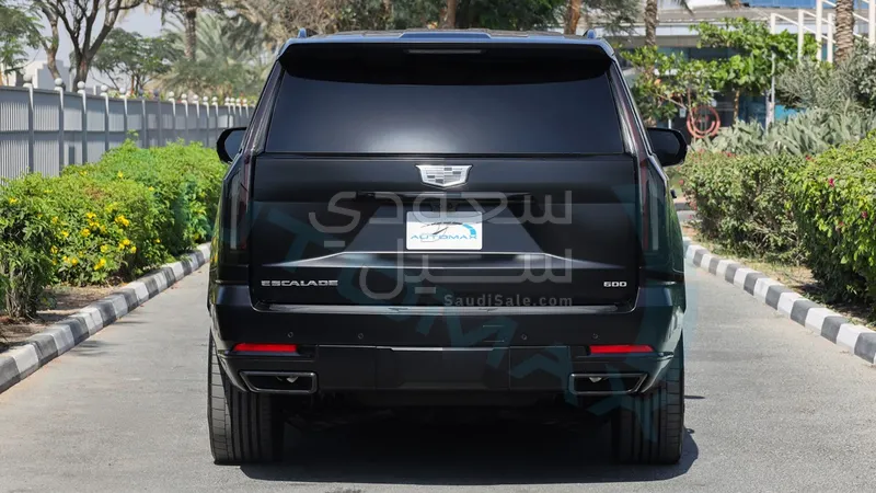 2025 كاديلاك اسكاليد بلاتينيوم