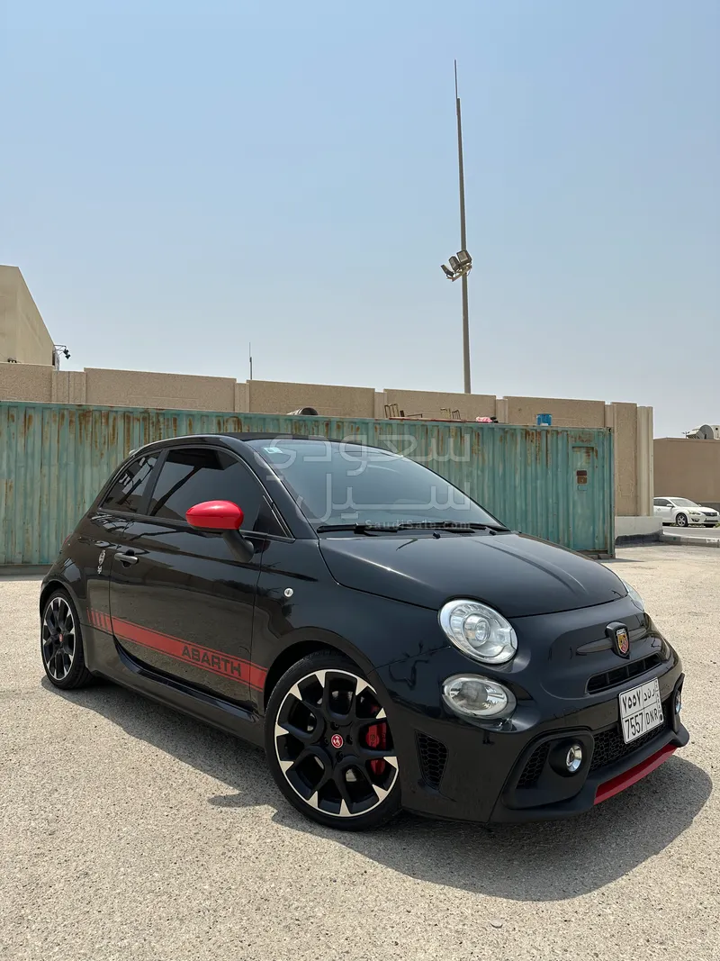 2020 فيات ابارث 595 كومبيتزيون