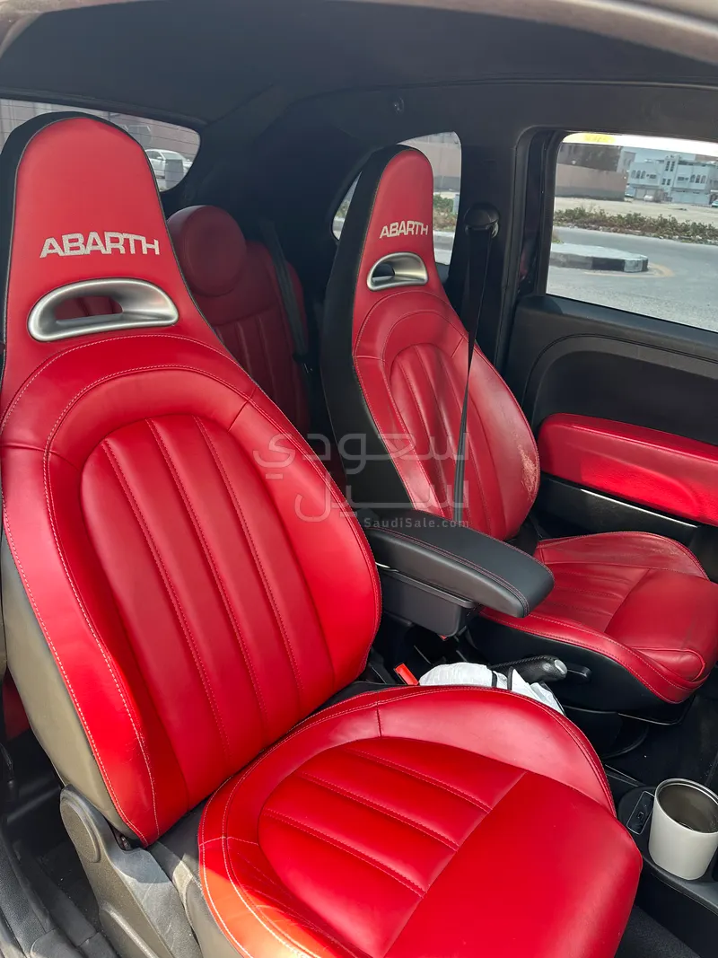 2020 فيات ابارث 595 كومبيتزيون