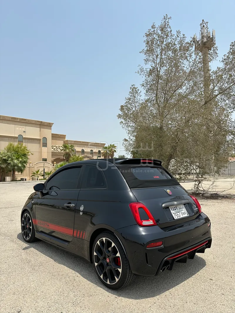 2020 فيات ابارث 595 كومبيتزيون