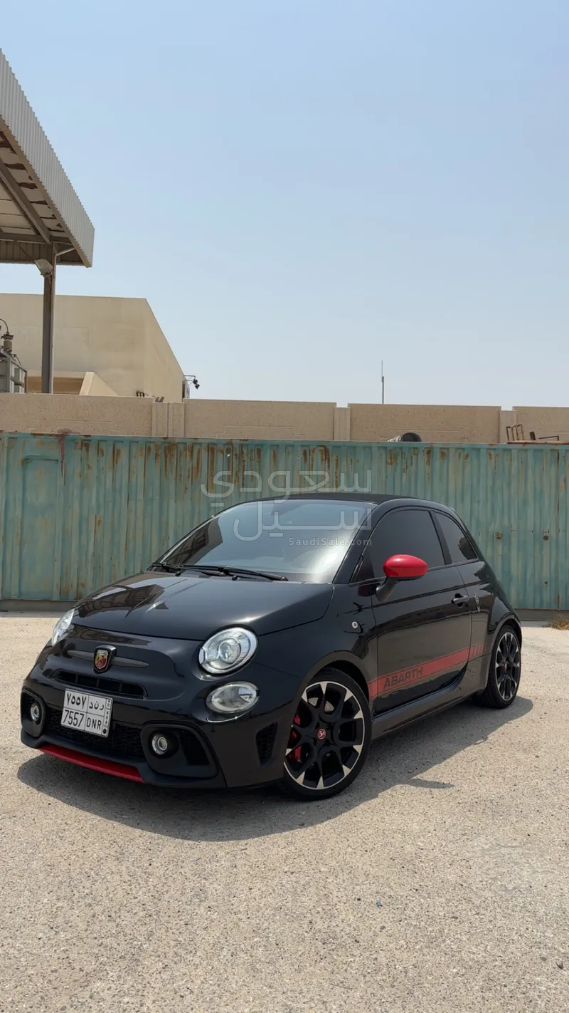 2020 فيات ابارث 595 كومبيتزيون