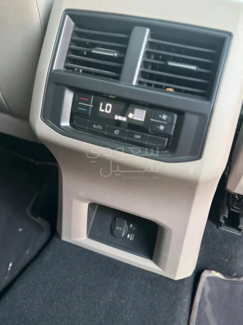 2023 فولكس واجن تيرامونت ترند لاين