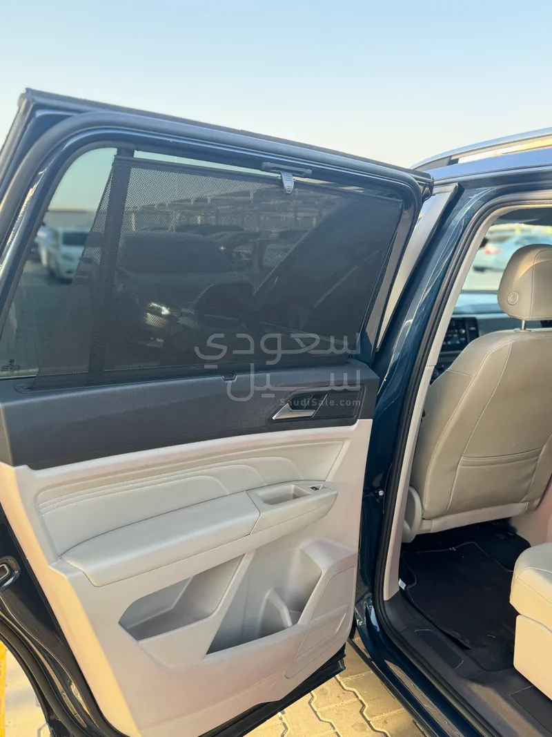 2023 فولكس واجن تيرامونت ترند لاين