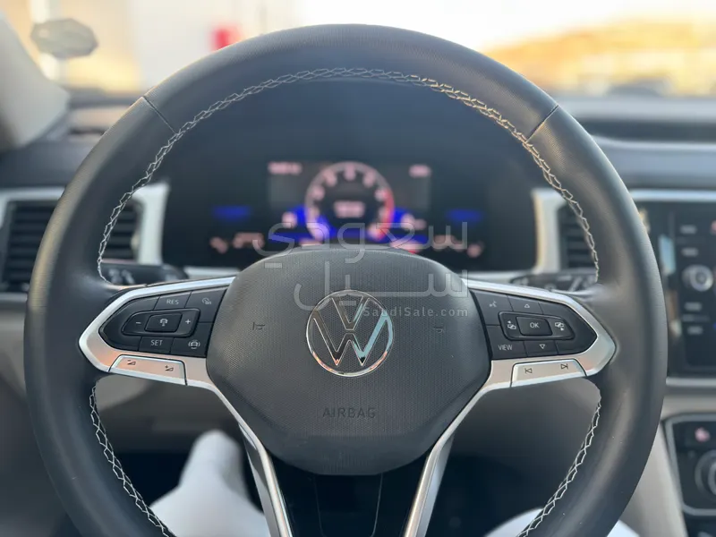 2023 فولكس واجن تيرامونت ترند لاين