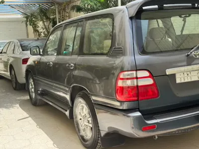 2003 تويوتا لاند كروزر جي اكس ار