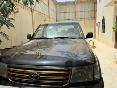 2003 تويوتا لاند كروزر جي اكس ار