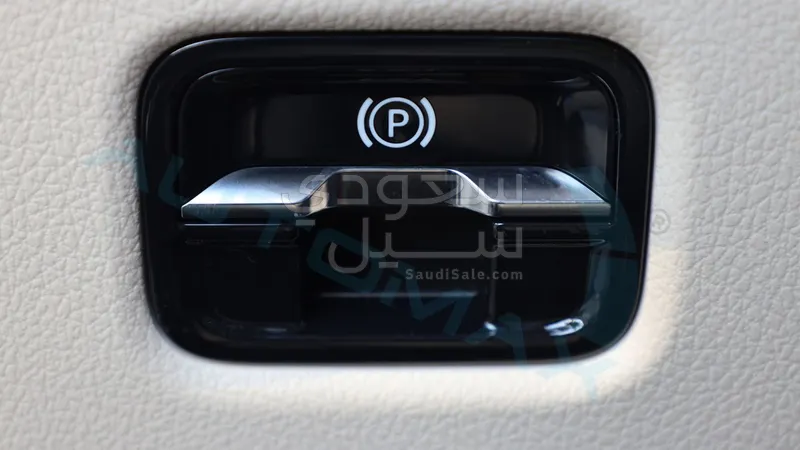 2026 مرسيدس - بنز سي إل إي 200