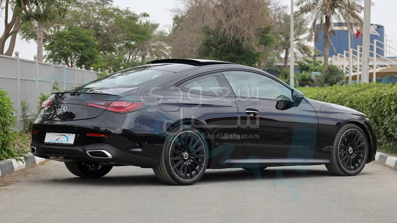 2026 مرسيدس - بنز سي إل إي 200