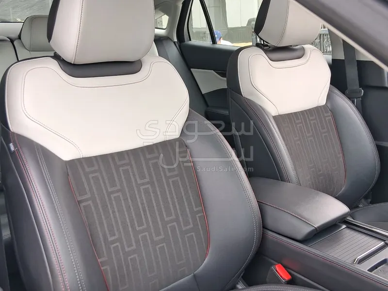 2023 Ford Taurus Trend