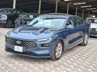 2023 Ford Taurus Trend