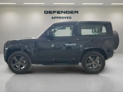 2025 لاند روفر ديفيندر 90