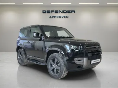 2025 لاند روفر ديفيندر 90