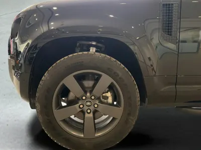 2025 لاند روفر ديفيندر 90