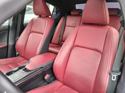 2022 لكزس آي إس 300