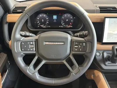 2025 لاند روفر ديفيندر 90