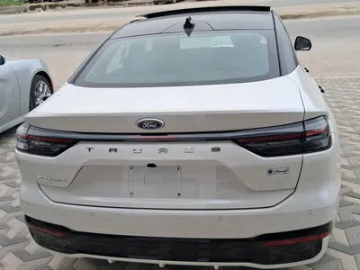 2026 فورد توروس تايتينيوم