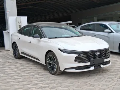 2026 فورد توروس تايتينيوم