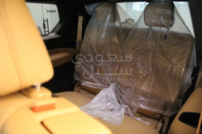 2021 جييب جراند شيروكي ساميت