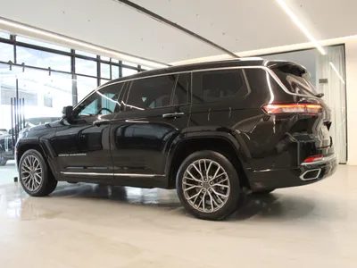 2021 جييب جراند شيروكي ساميت