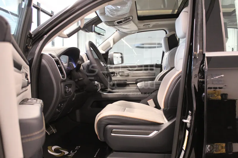 2025 دودج رام 1500 ليمتد