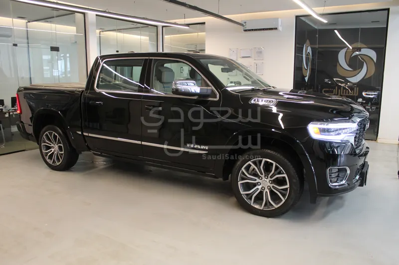 2025 دودج رام 1500 ليمتد