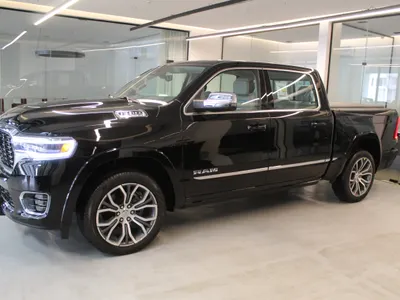 2025 دودج رام 1500 ليمتد