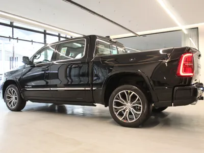 2025 دودج رام 1500 ليمتد